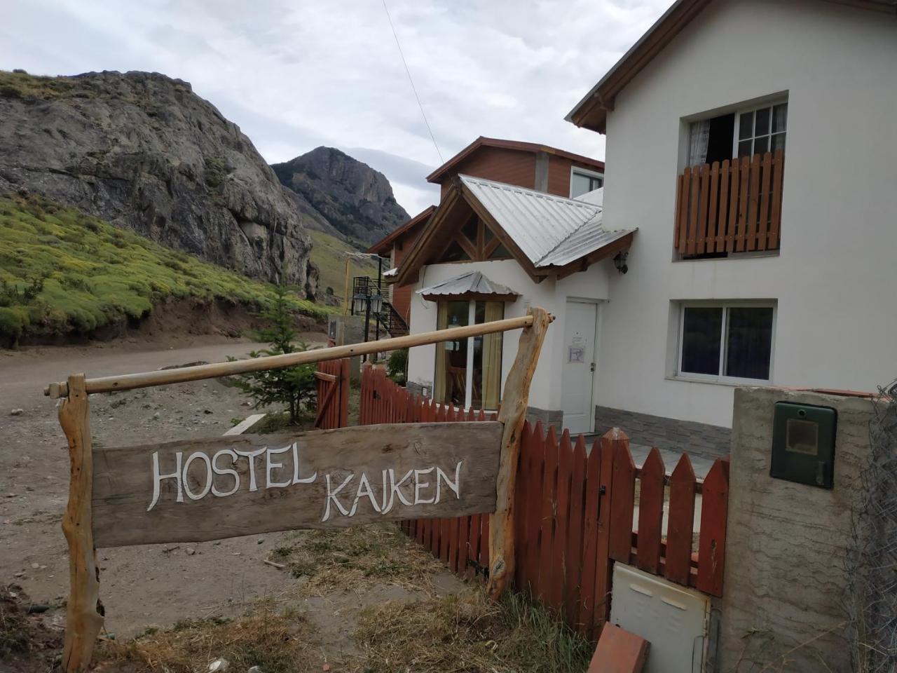 Kaiken - Hostel & Departamentos El Chalten Bagian luar foto